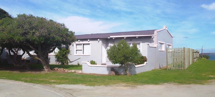 4 Bedroom Property for Sale in Bluewater Bay Western Cape